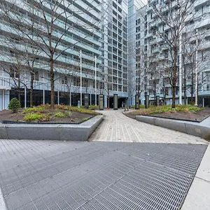 planurstay-1br-at-toronto-downtown-front-street-west.niagara-fallshotels.com/