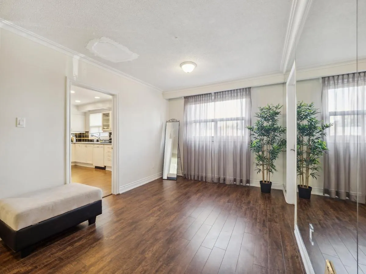 Ikonstay Harmony Room In Toronto Homestay