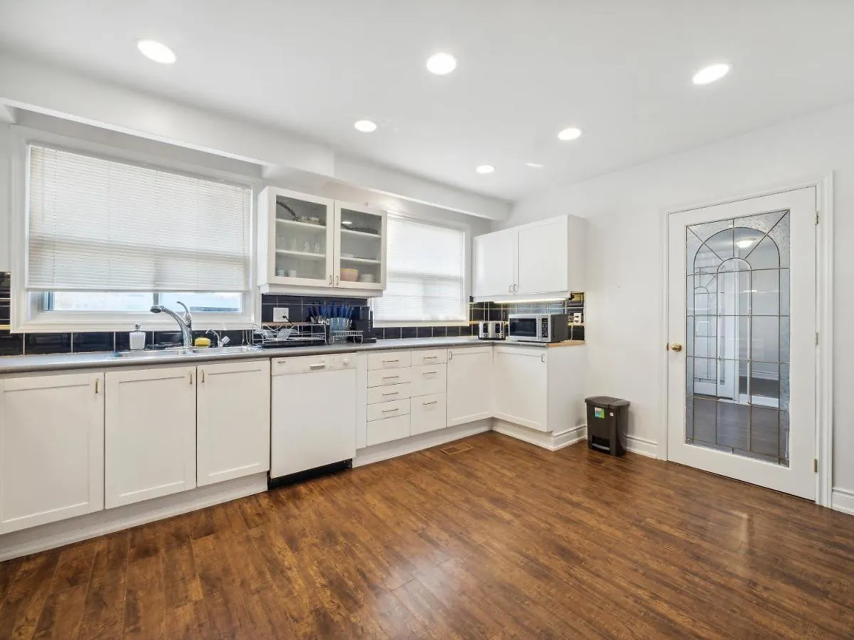 Ikonstay Harmony Room In Toronto