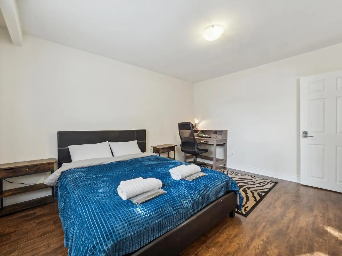 Ikonstay Harmony Room In Toronto Canada